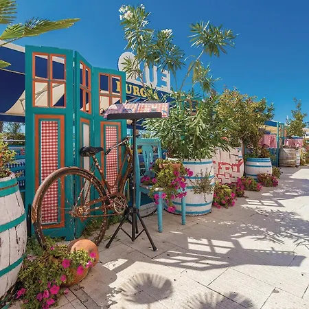 Casa de Férias 1 Bedroom In Biograd Na Moru