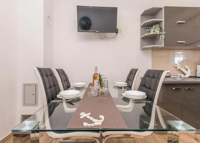 1 Bedroom In בית נופש *