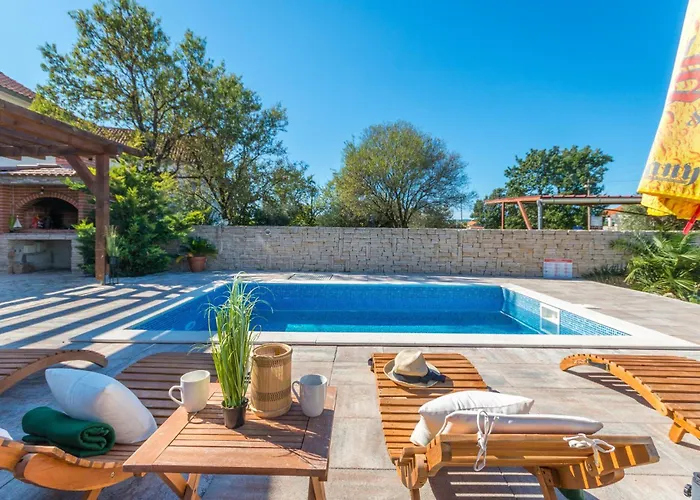 Vikendica 1 Bedroom In Biograd Na Moru